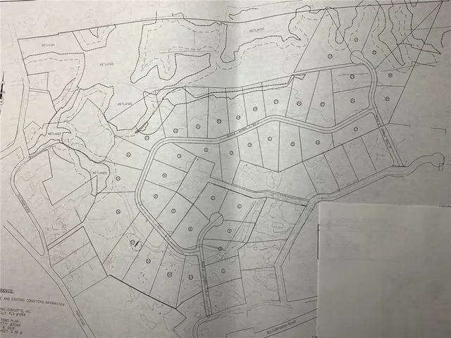 $3,399,000 | 536 Highland Road, Tiverton, RI 02878