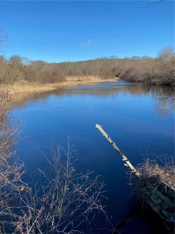 $3,399,000 | 536 Highland Road, Tiverton, RI 02878