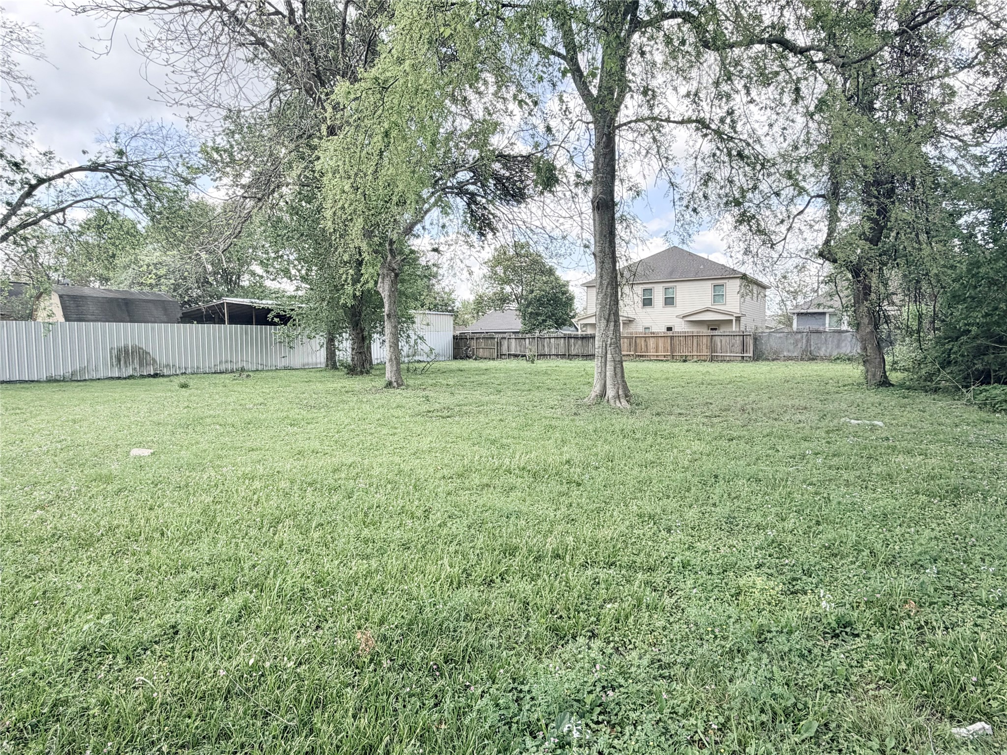 7527 Burt Street Houston, TX 77088 - Photo 3 of 4