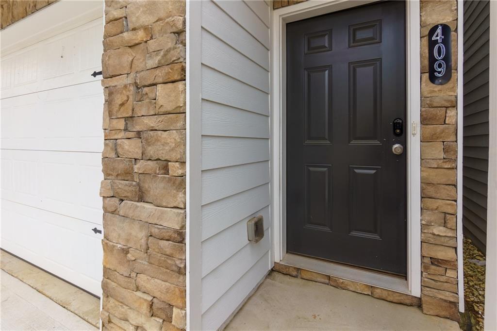 409 Ruths Boulevard Woodstock, GA 30188 - Photo 6 of 36