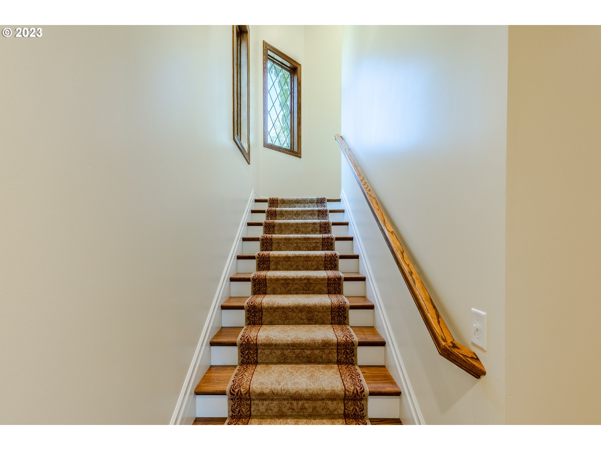 86705 Pine Grove Road Eugene, OR 97402 - Photo 32 of 48 a view of entryway
