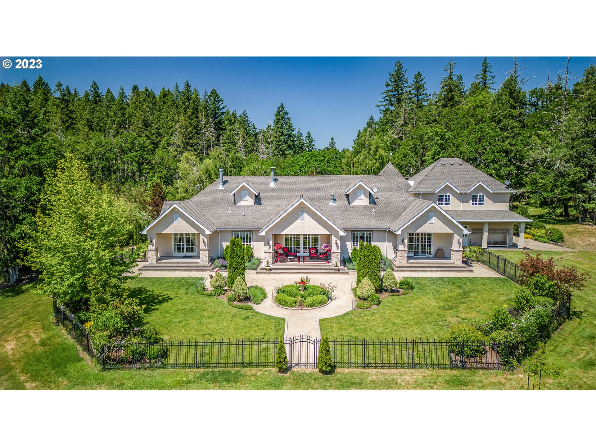86705 Pine Grove Road Eugene, OR 97402 - Photo 8 of 48 a view of a house with a yard
