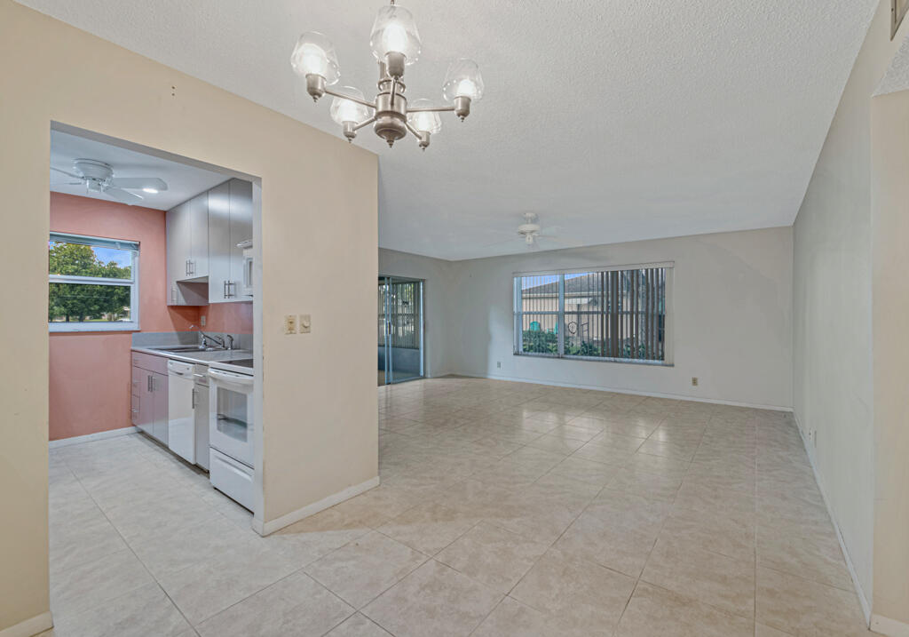 1327 High Point Way, Unit A Delray Beach, FL 33445 - Photo 9 of 36 DAL_7735