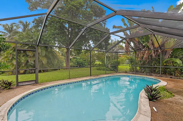 a picture of floor plan