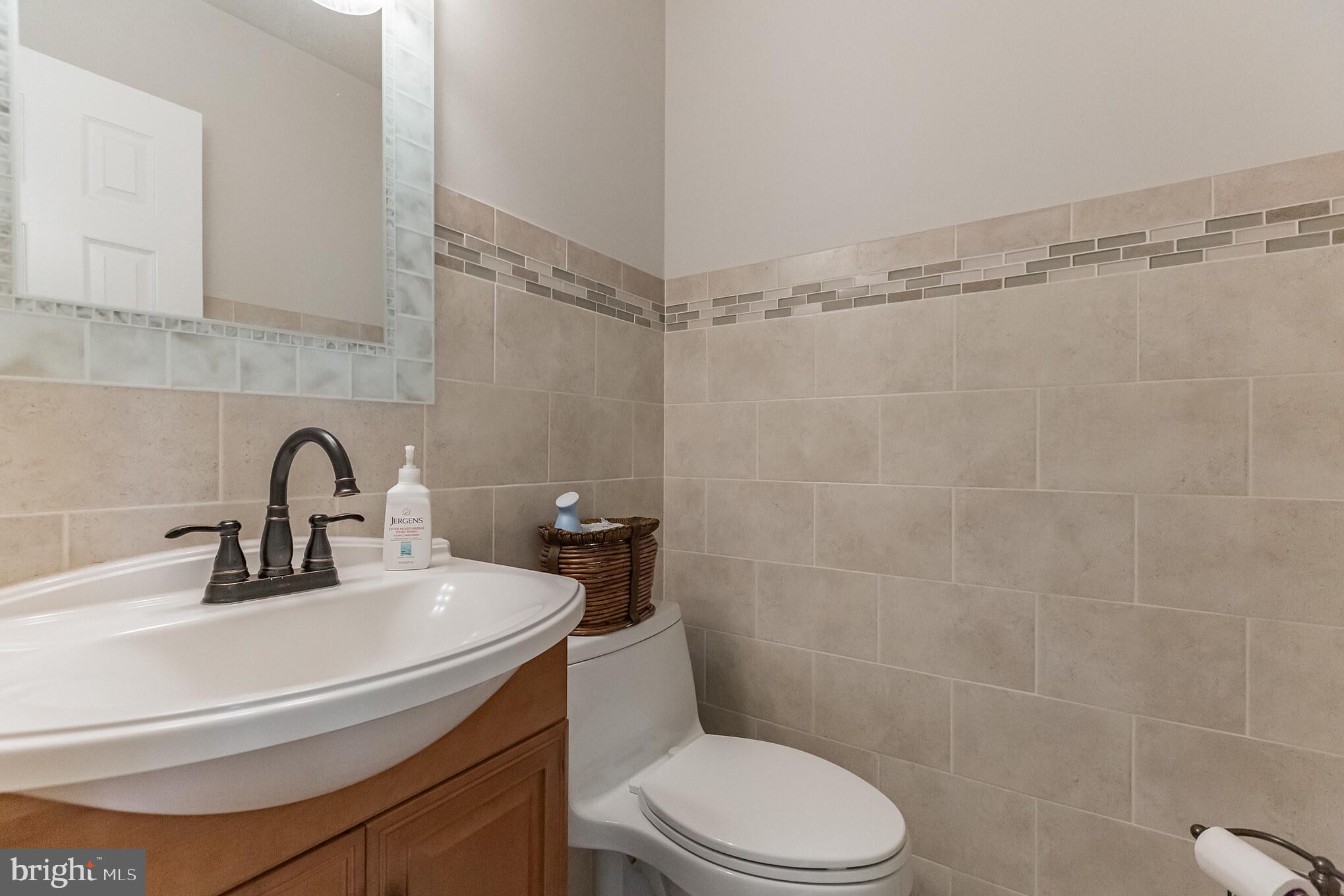 86 Rice Drive Morrisville, PA 19067 - Photo 14 of 31 Half bath