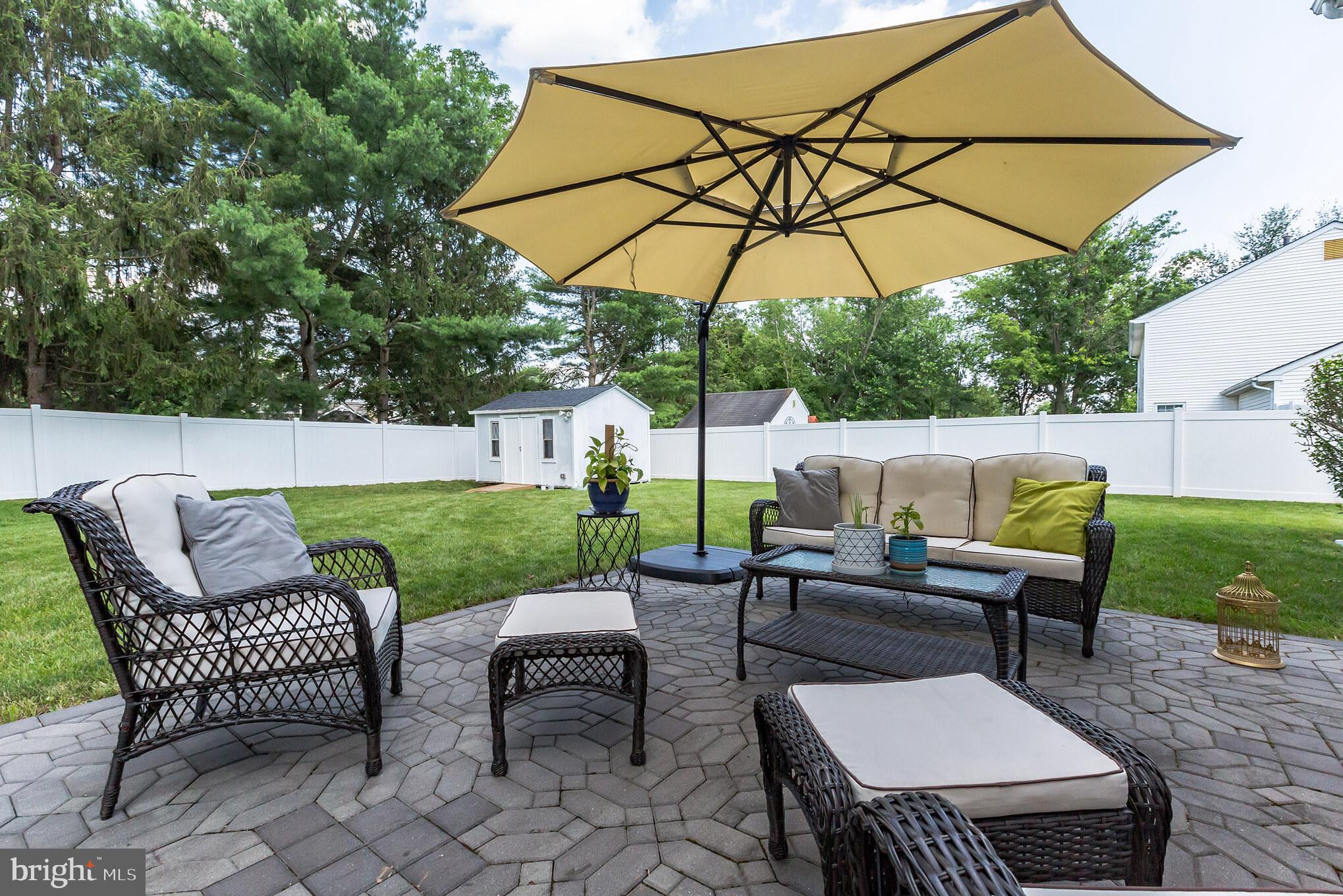 86 Rice Drive Morrisville, PA 19067 - Photo 26 of 31 Paver patio