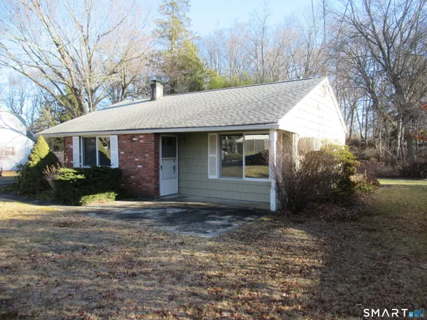 $2,500 | 74 Harvester Road, Fairfield, CT 06825