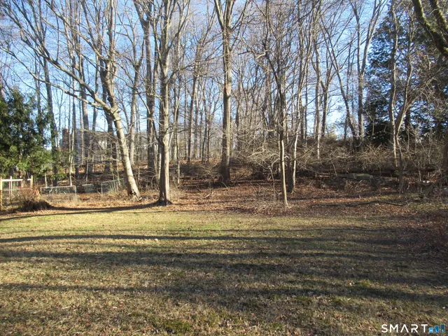 $2,500 | 74 Harvester Road, Fairfield, CT 06825