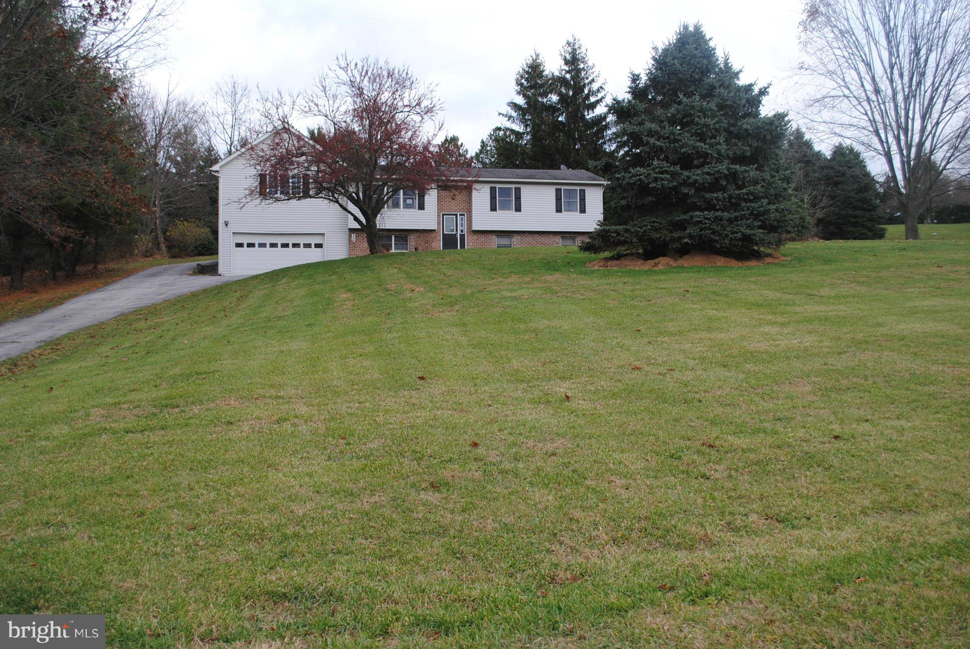 1433 Pinch Valley Road Westminster, MD 21158 - Photo 2 of 28 Exterior (Front)