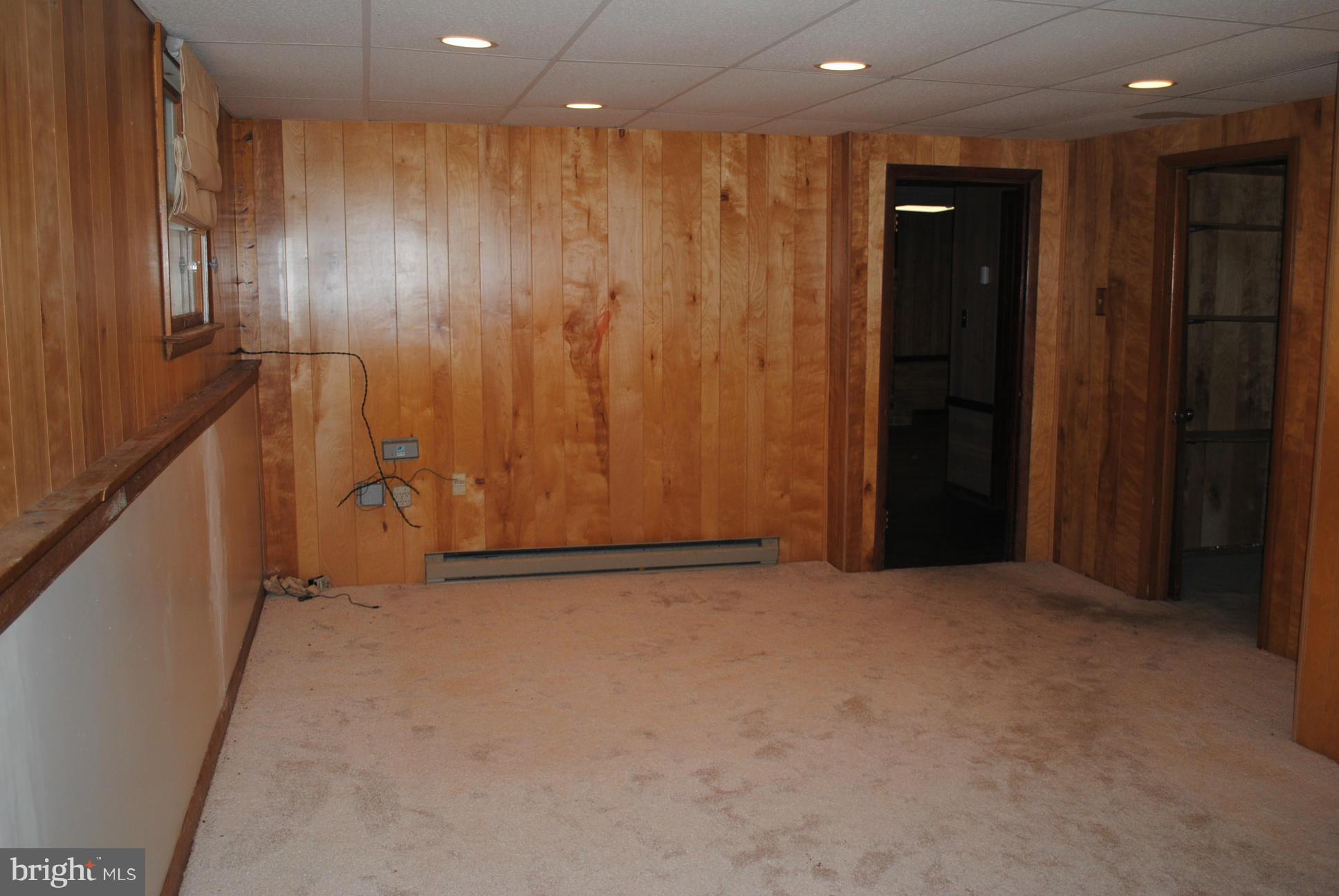 1433 Pinch Valley Road Westminster, MD 21158 - Photo 25 of 28 Bedroom