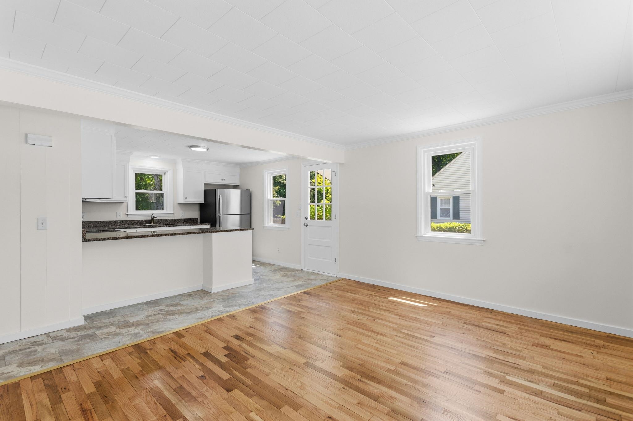 87 St Marie Street Manchester, NH 03102 - Photo 12 of 50