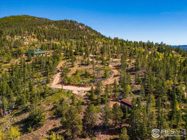 a view of a large building