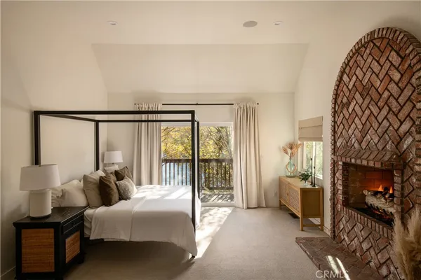 $7,000,000 | 748 Shelter Cove Drive, Lake Arrowhead, CA 92352