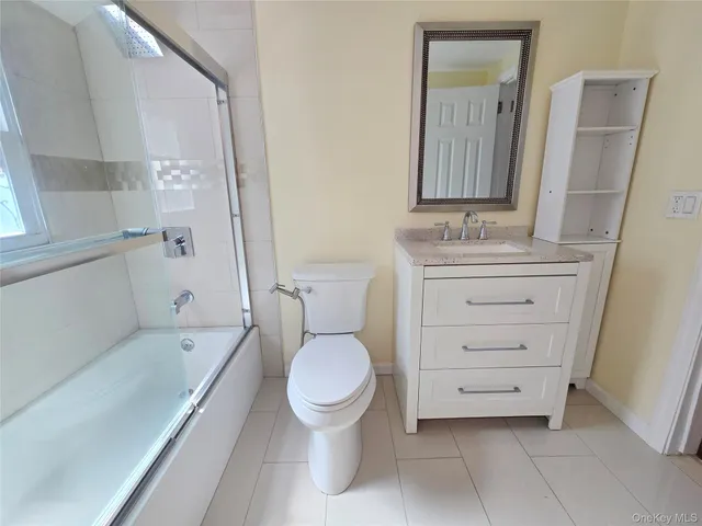 $2,246,000 | 32 Valley Road, Old Westbury, NY 11568