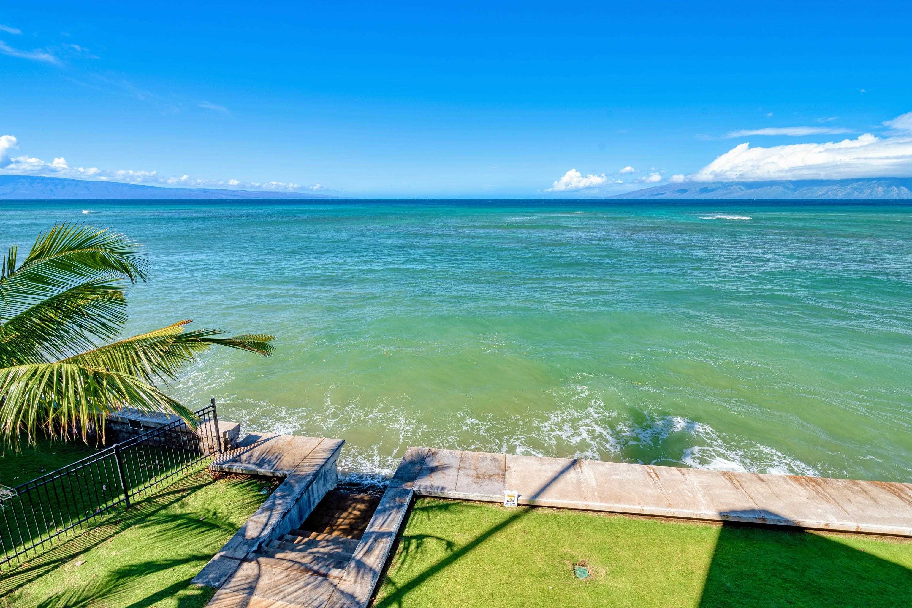 4471 Lower Honoapiilani Road, Unit 301 Lahaina, HI 96761 - Photo 3 of 29 Gallery Image 3