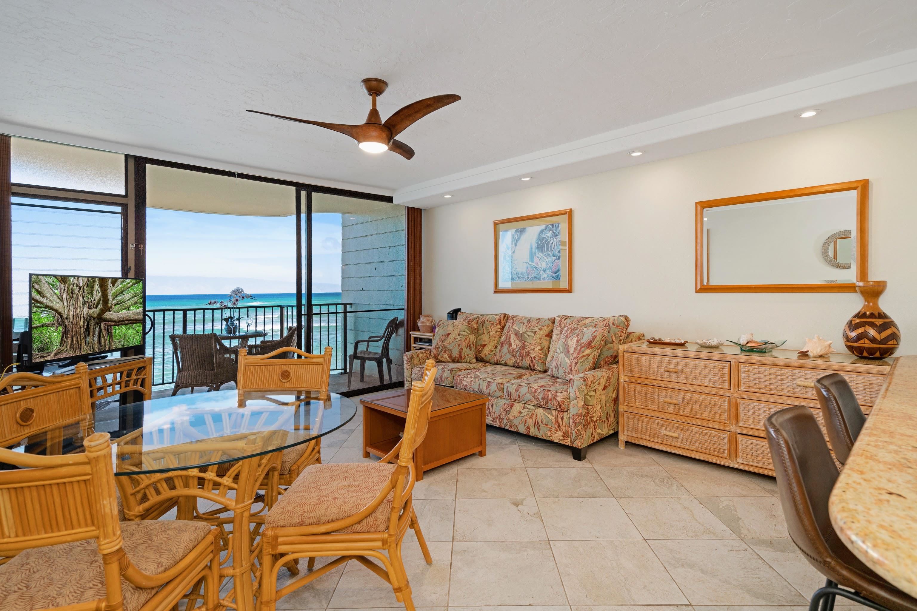 4471 Lower Honoapiilani Road, Unit 301 Lahaina, HI 96761 - Photo 8 of 29 Gallery Image 8