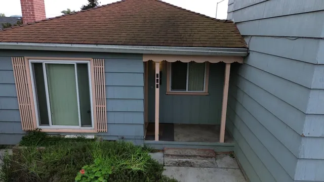 $700,000 | 230 Paloma Avenue, Salinas, CA 93905