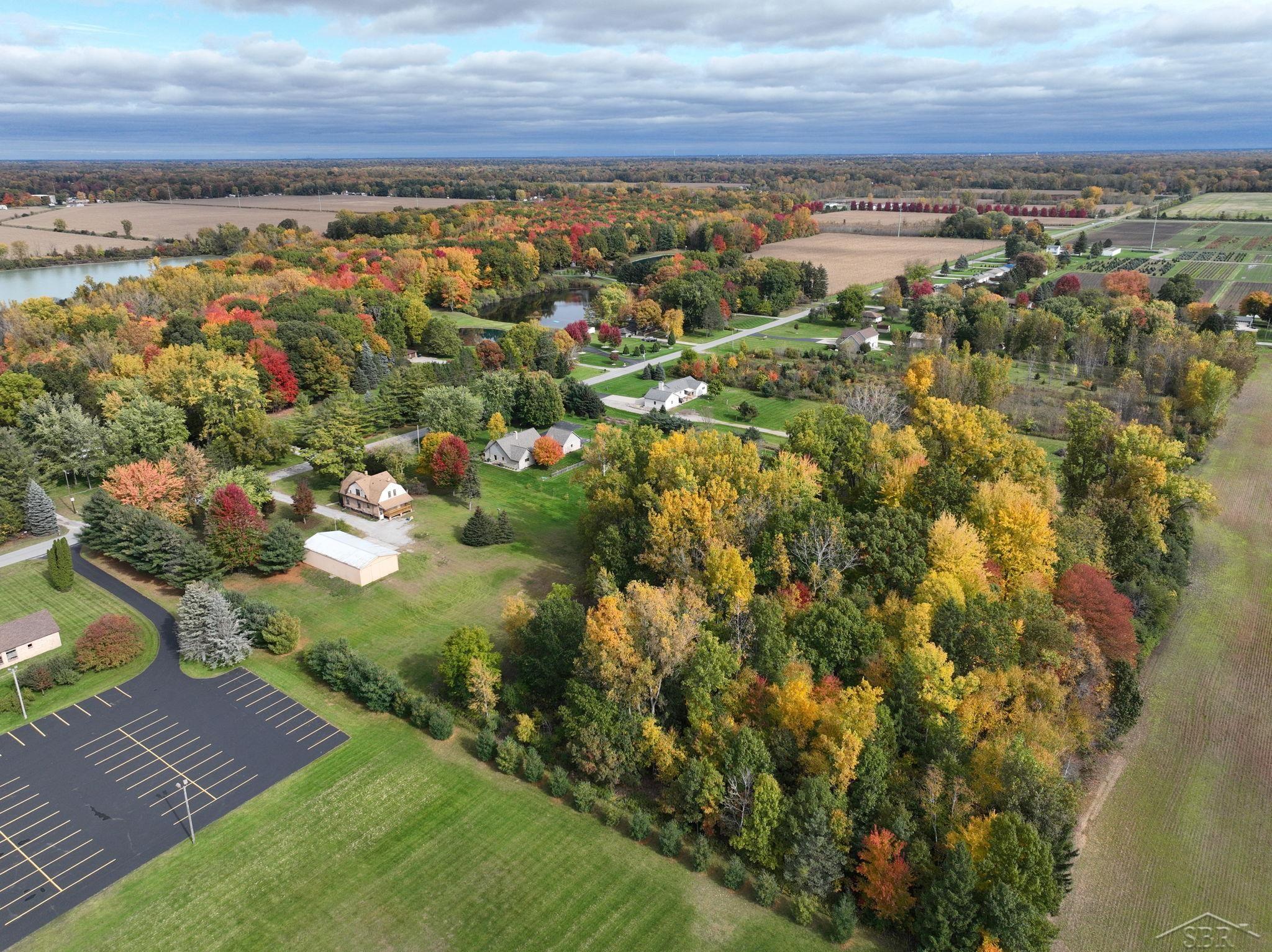 8715 Ederer Road Saginaw, MI 48609 - Photo 53 of 60 50125817-52.JPG
