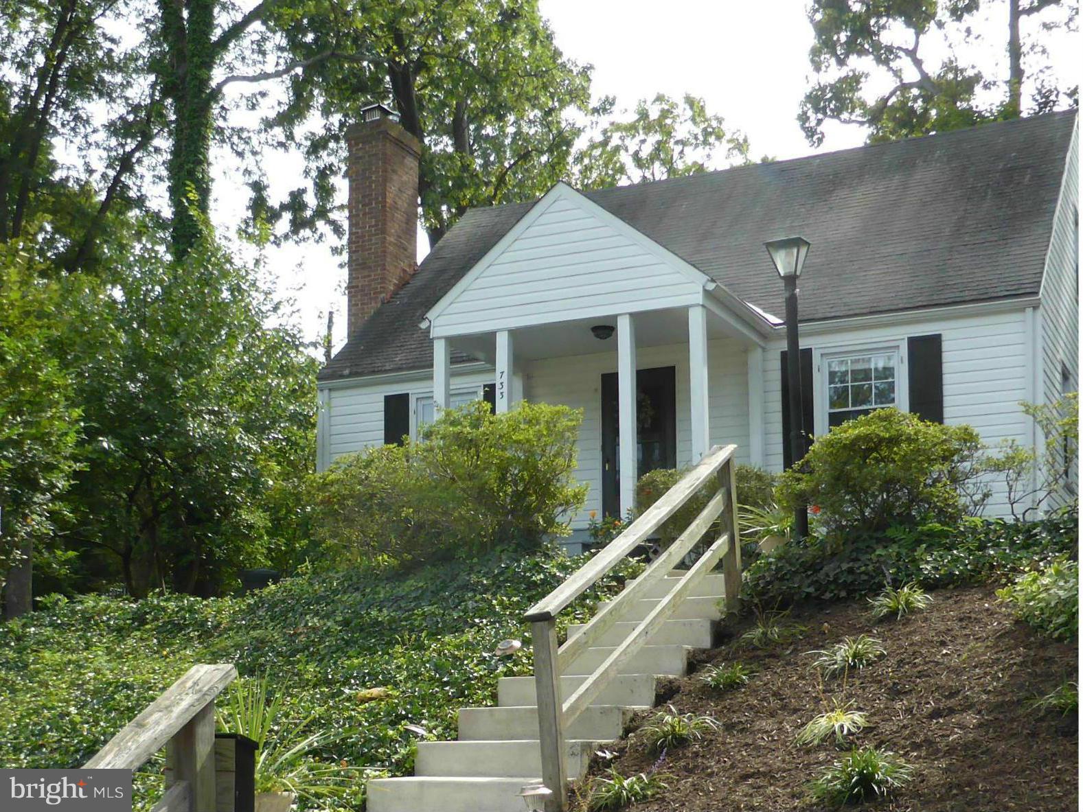 733 Anneslie Road Baltimore, MD 21212 - Photo 1 of 11 a house with trees in the background