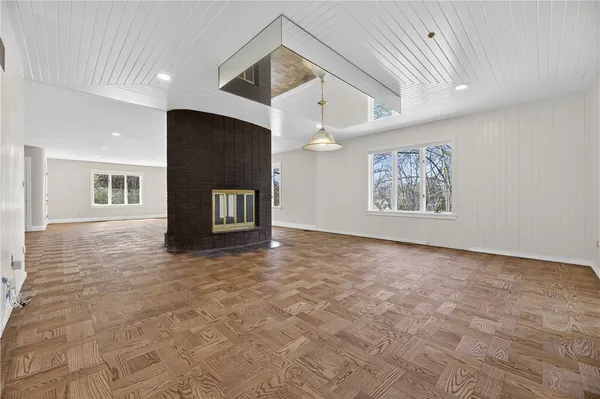 $1,599,999 | 136 White Birch Circle, Scituate, RI 02831