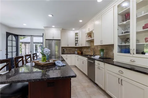 $1,599,999 | 136 White Birch Circle, Scituate, RI 02831