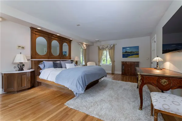 $1,599,999 | 136 White Birch Circle, Scituate, RI 02831