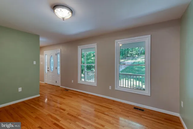 $2,500 | 8413 Manor View Road, Lusby, MD 20657