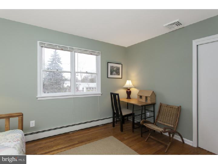 7 Cardinal Road Hamilton, NJ 08619 - Photo 20 of 25 Bedroom 3