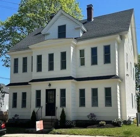 $2,300 | 6 Mayhew Street, Unit 1L, Hopkinton, MA 01748