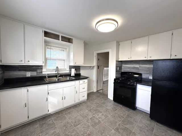 $122,900 | 530 South Tanner Avenue, Kankakee, IL 60901