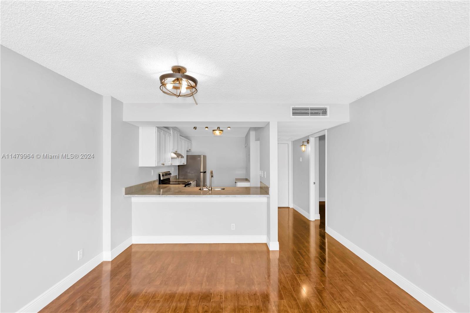 10 Royal Palm Way, Unit 302 Boca Raton, FL 33432 - Photo 3 of 43 Gallery Image 3