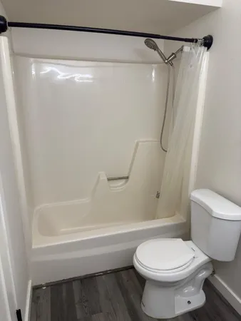 $2,500 | 17046 North 37th Avenue, Glendale, AZ 85308
