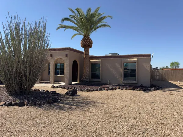 $2,500 | 17046 North 37th Avenue, Glendale, AZ 85308