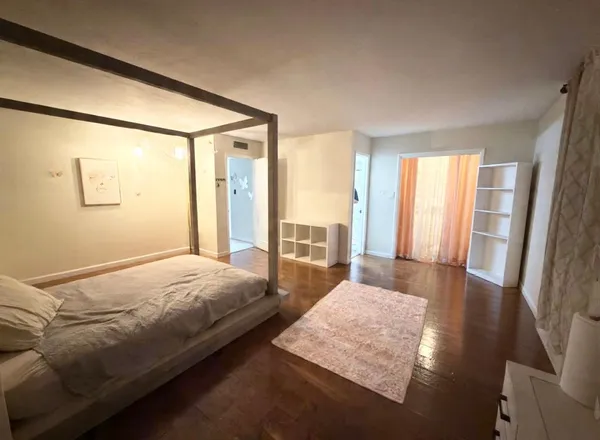 $2,500 | 17046 North 37th Avenue, Glendale, AZ 85308