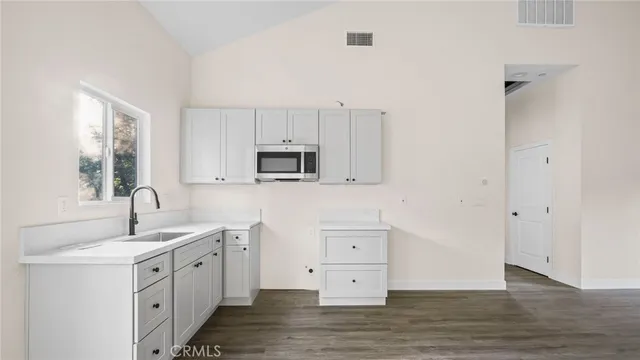 $599,000 | 53810 Country Club Drive, Unit AB, Idyllwild, CA 92549