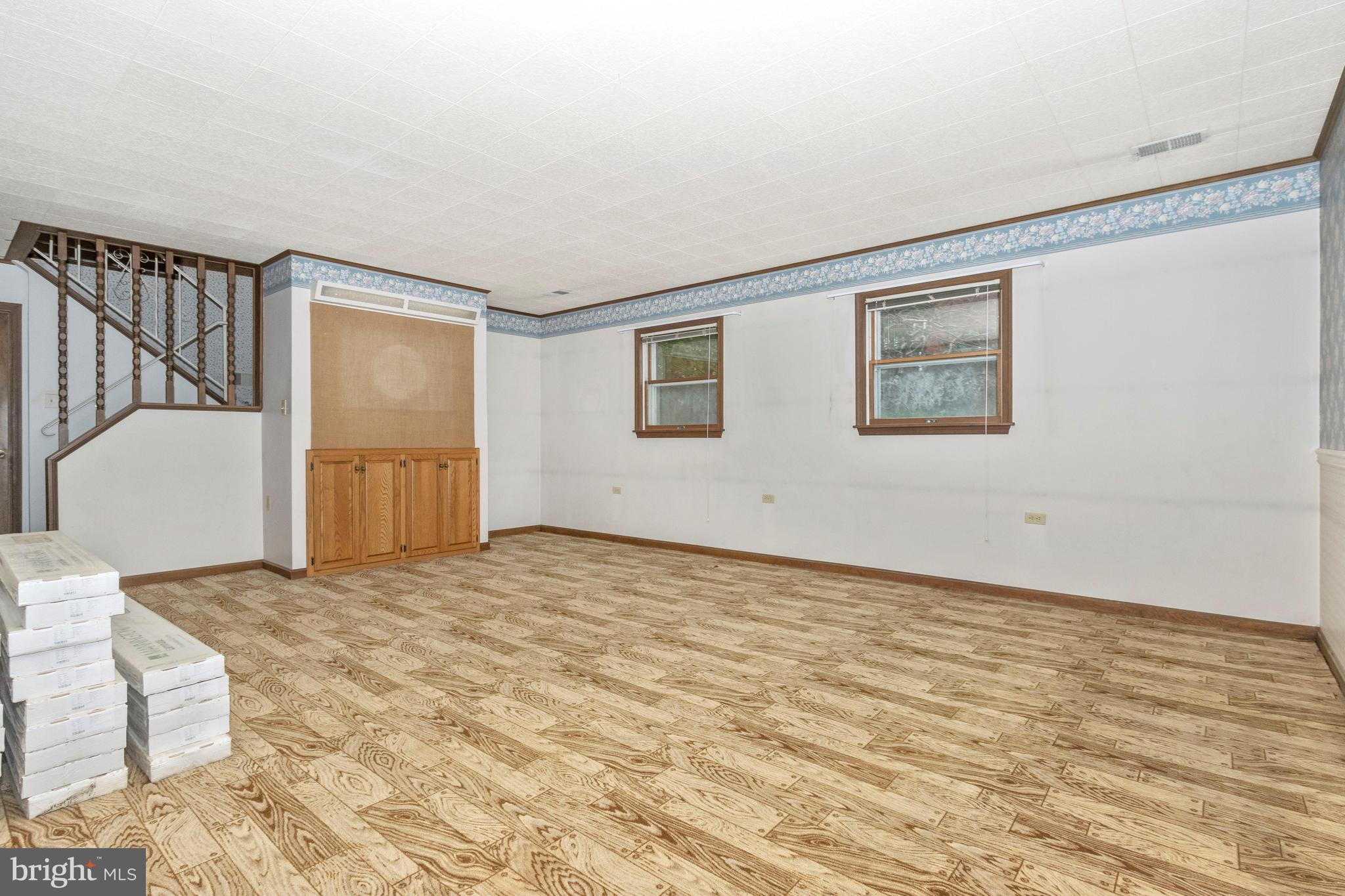 4909 Buffalo Road Mount Airy, MD 21771 - Photo 29 of 63 Family Room