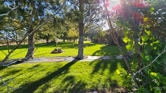 $2,200,000 | 1655 West 1000 South, Pingree, ID 83262