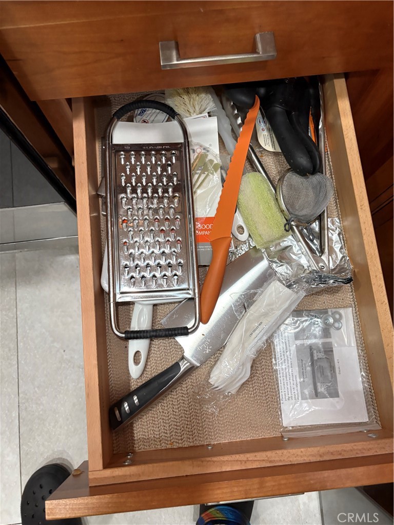 525 East Seaside Way, Unit 1505 Long Beach, CA 90802 - Photo 36 of 47 a front view of a house