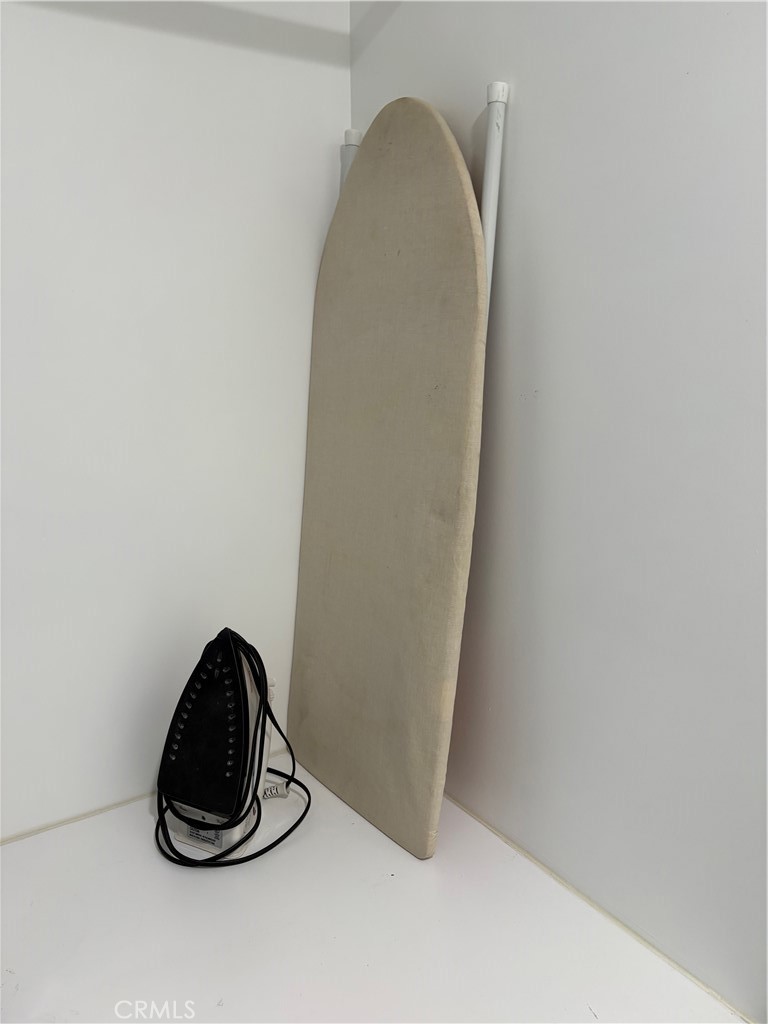 525 East Seaside Way, Unit 1505 Long Beach, CA 90802 - Photo 43 of 47 a close view of a sink