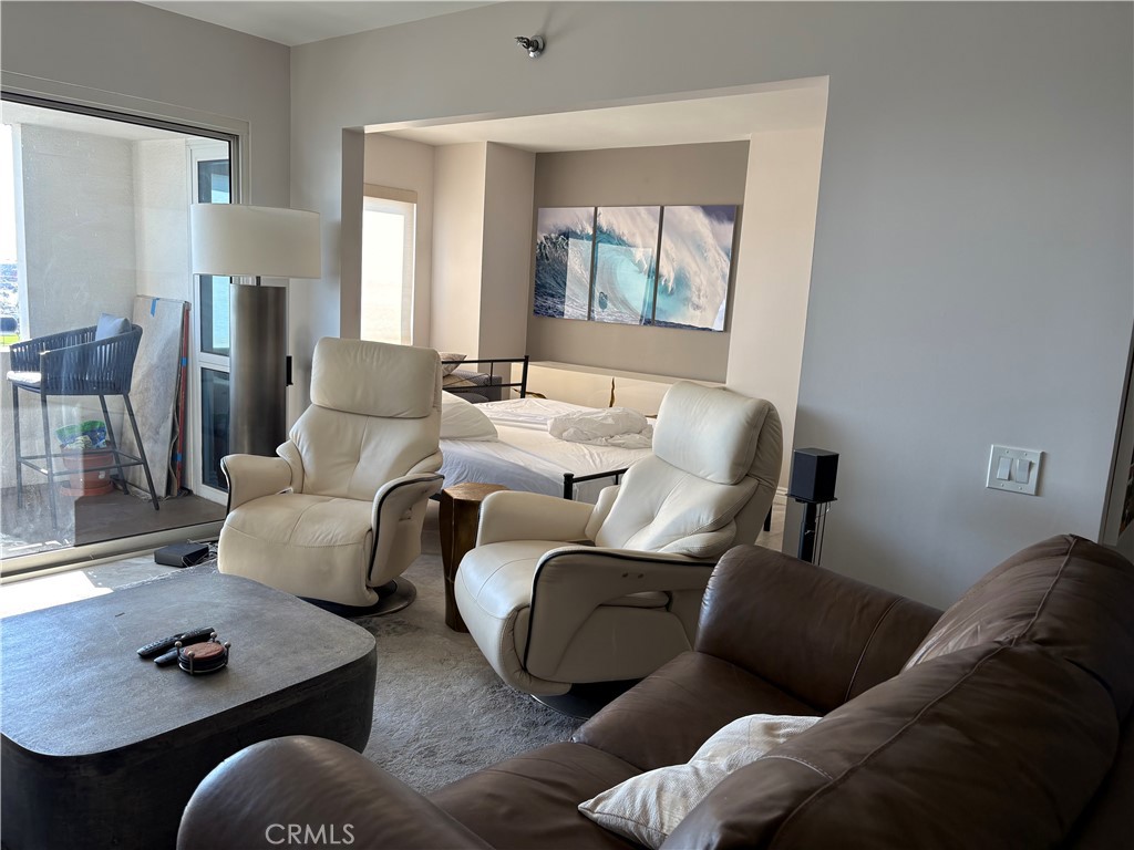 525 East Seaside Way, Unit 1505 Long Beach, CA 90802 - Photo 7 of 47 a living room with furniture