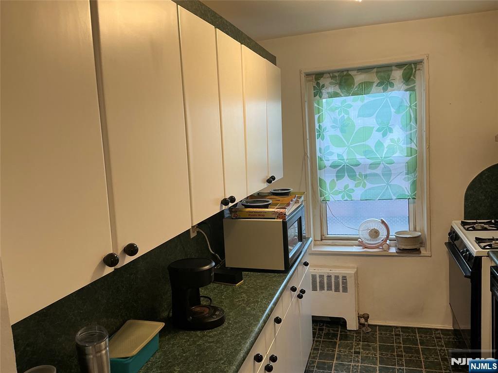 2195 North Central Road, Unit 3E Fort Lee, NJ 07024 - Photo 11 of 23