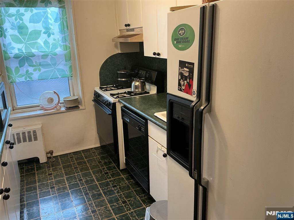 2195 North Central Road, Unit 3E Fort Lee, NJ 07024 - Photo 12 of 23