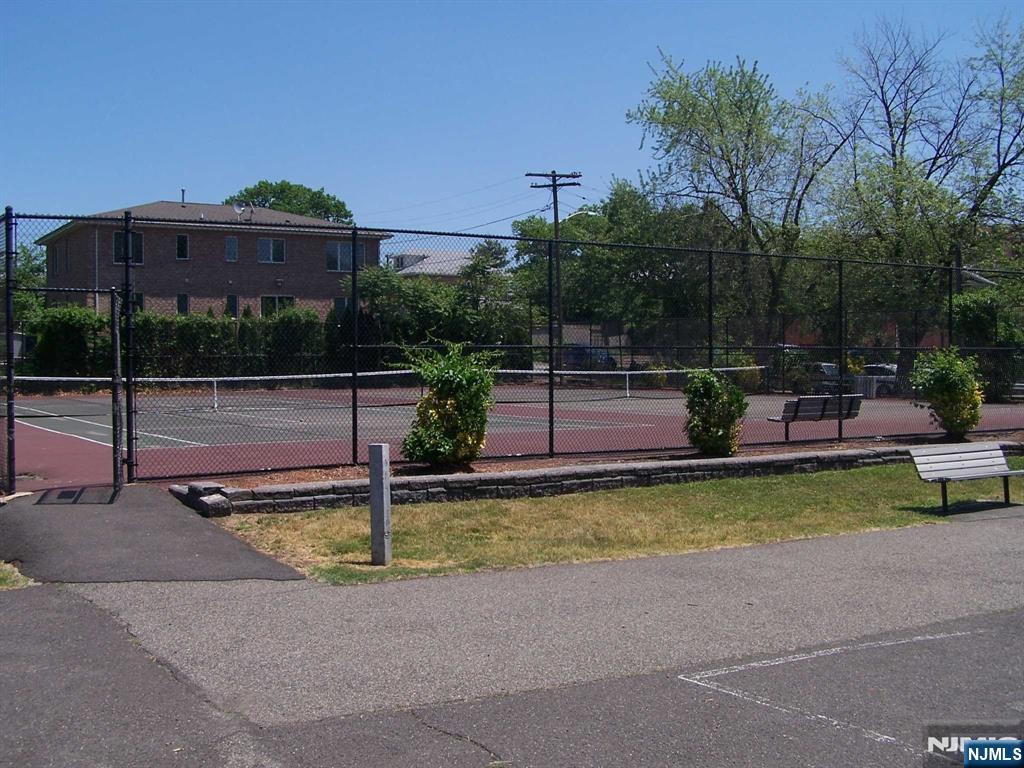 2195 North Central Road, Unit 3E Fort Lee, NJ 07024 - Photo 17 of 23