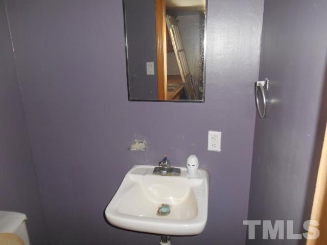 5101 Tomahawk Trail Raleigh, NC 27610 - Photo 7 of 13