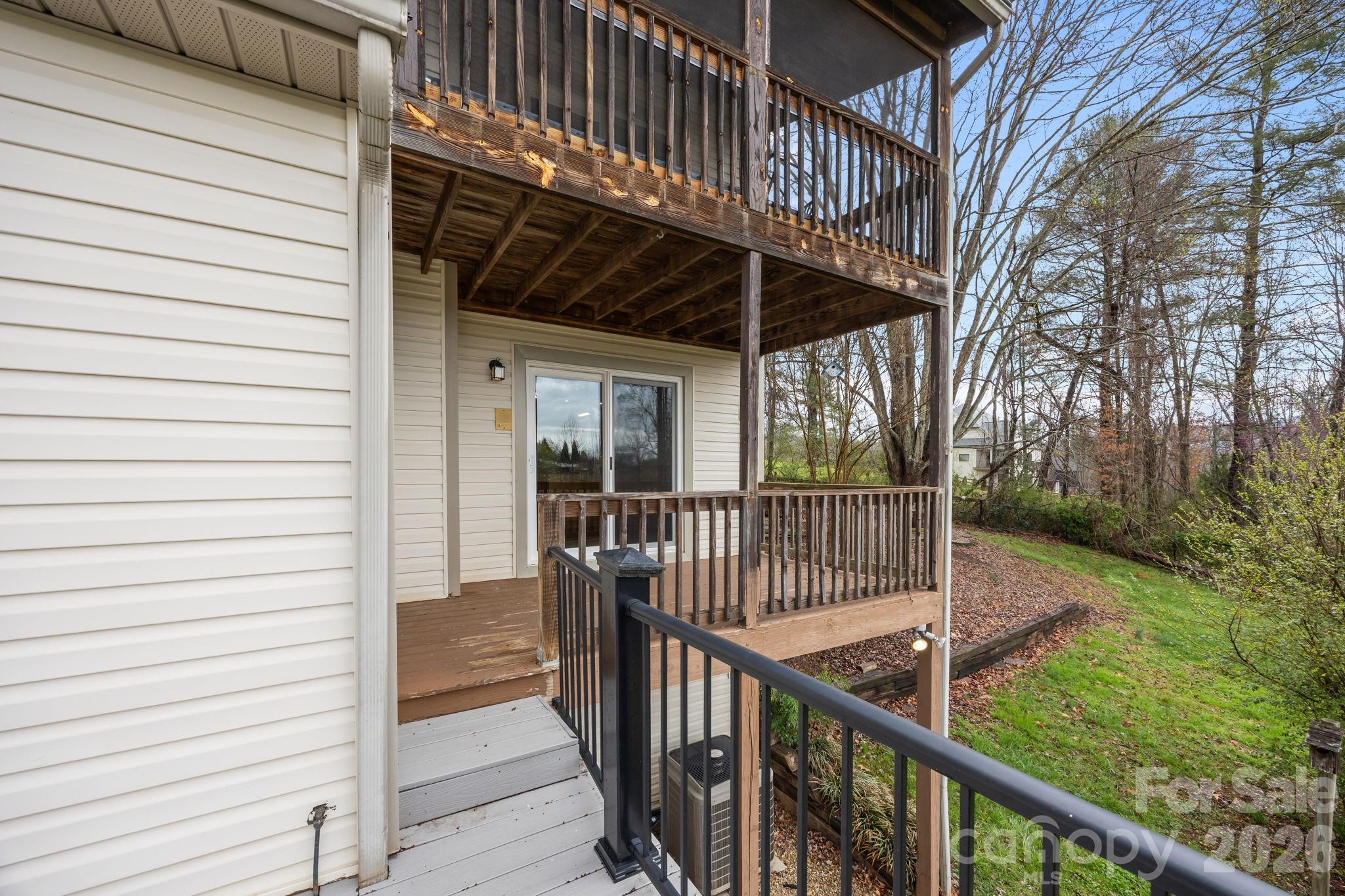 234 Justice Ridge Road Candler, NC 28715 - Photo 7 of 45