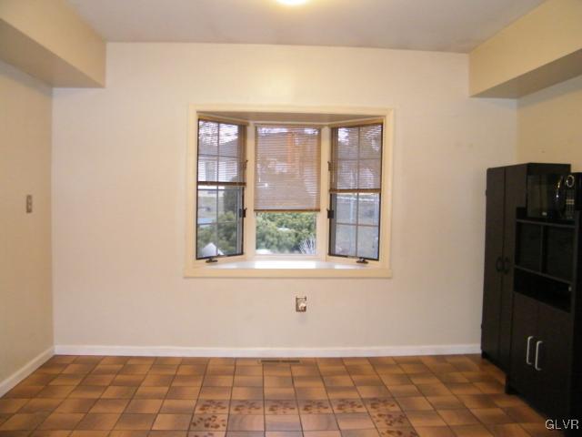 3675 Manchester Road Allentown, PA 18104 - Photo 7 of 34 Gallery Image 7