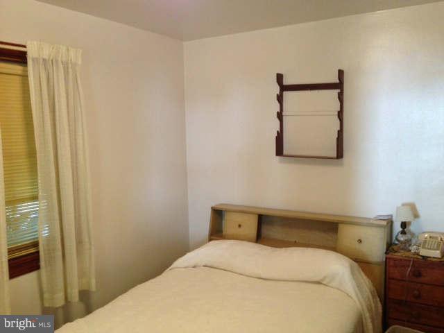 12425 Rixeyville Road Culpeper, VA 22701 - Photo 4 of 6 Bedroom