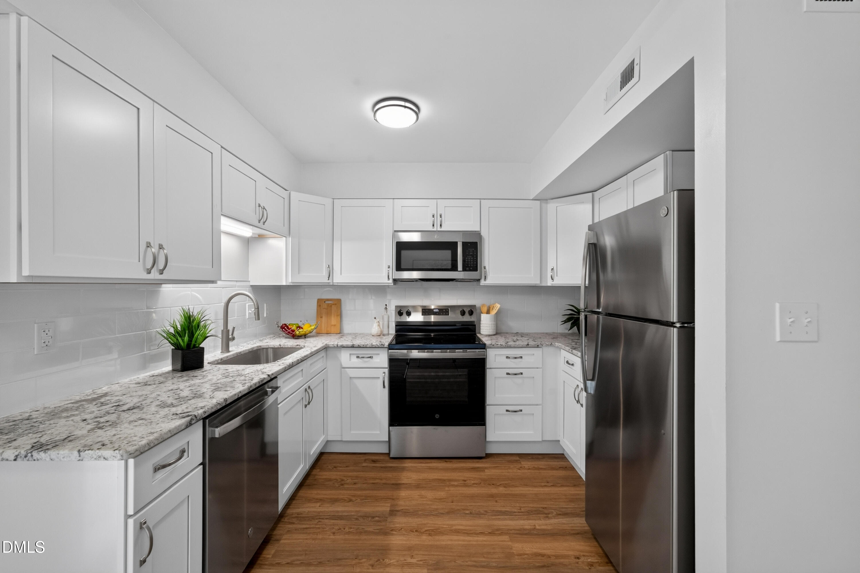 5604 H Falls Of Neuse Road Raleigh, NC 27609 - Photo 1 of 22