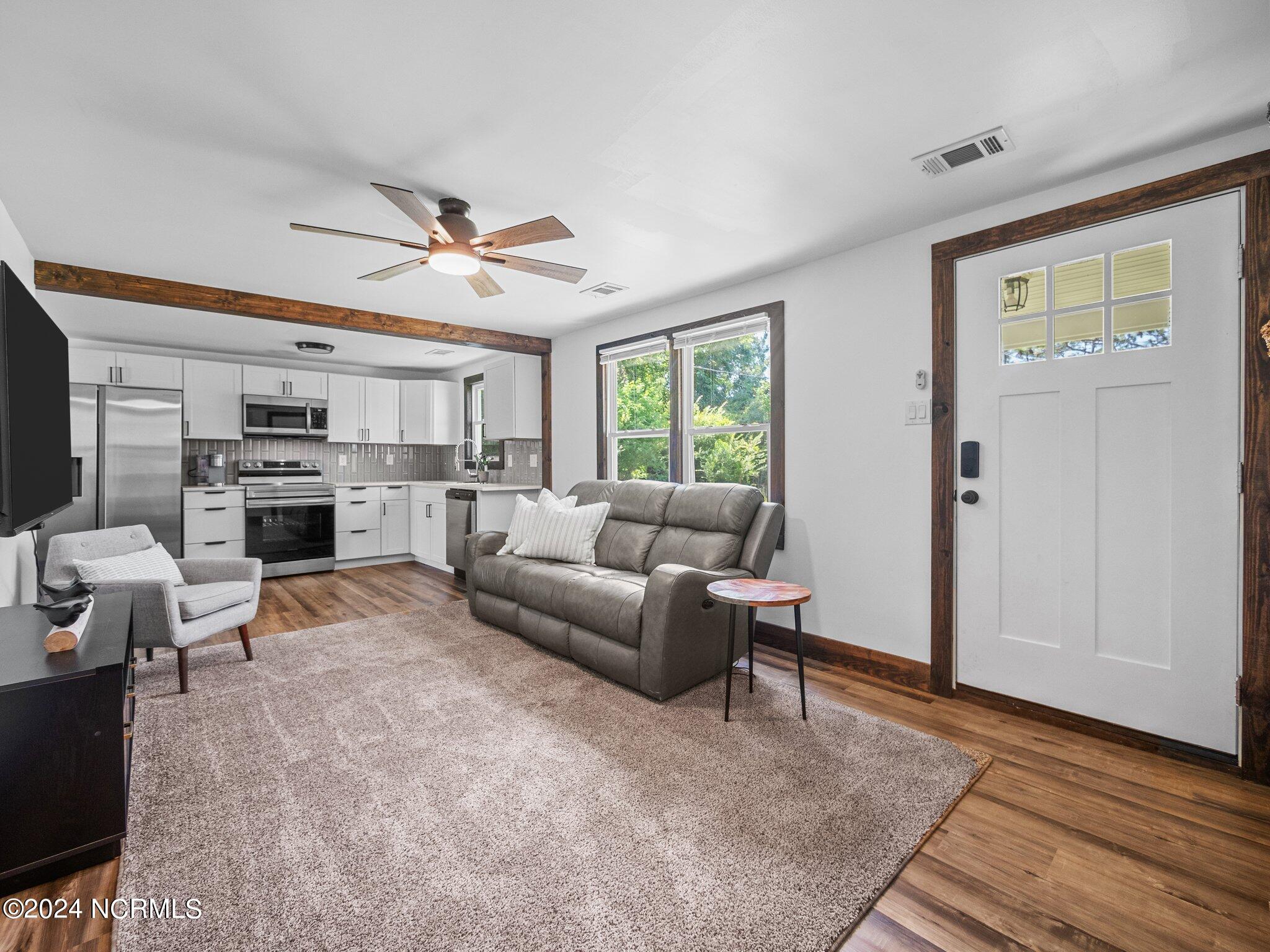 444 Highway 17 Holly Ridge, NC 28445 - Photo 4 of 43 20-web-or-mls-M1B10196
