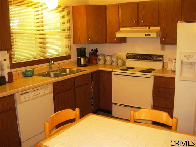 74 Algonquin Road Halfmoon, NY 12065 - Photo 3 of 15 Photo 3